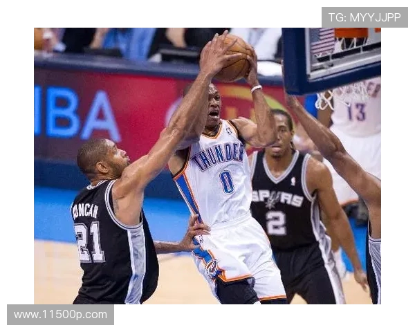 与杨磊畅谈篮球生涯的起伏与梦想追逐之路