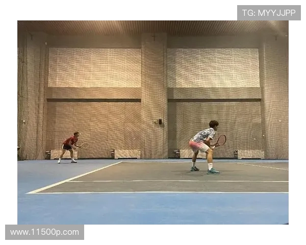 北京网球队在联赛中的比赛经验与表现分析与展望