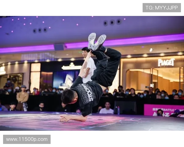 成都街舞队以88分领跑世界街舞大赛积分榜展现实力与风采