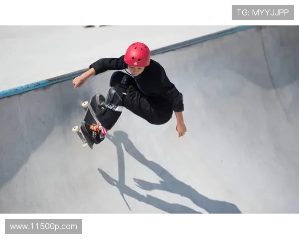 杭州滑板队在滑板节奏排行榜中荣获第八名展现出色实力与团队风采