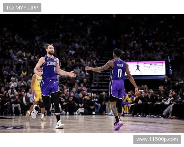 回顾2000年湖人传奇赛季与经典录播精彩瞬间的深度分析