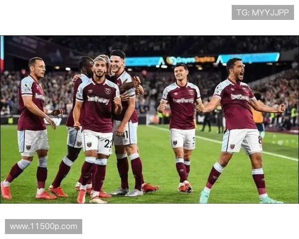 西汉姆达主场迎战曼联双方争夺英超宝贵积分的激烈对决 西汉姆达主场迎战曼联双方争夺英超宝贵积分的激烈对决