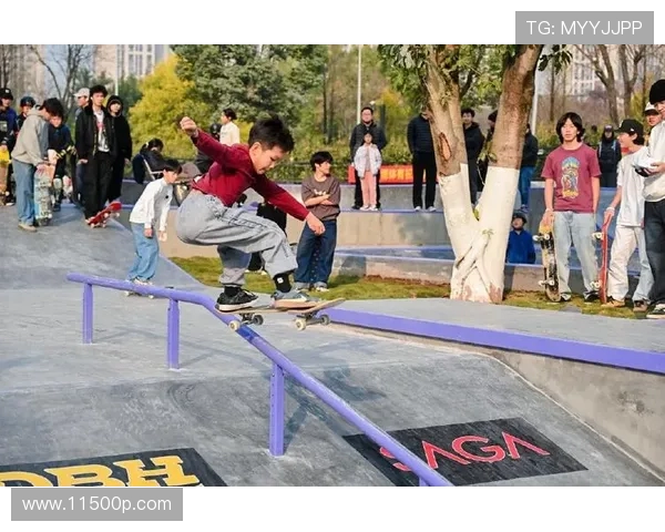 重庆滑板队逆袭之旅揭秘攀岩联赛背后的奋斗与荣耀