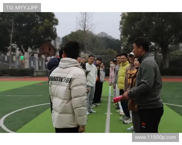 飞盘热潮席卷杭州聚焦杭州飞盘队的训练与比赛状态分析