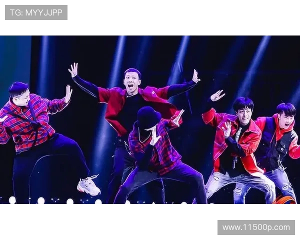 北京街舞队配合引发热议舞者之间默契与争议的碰撞